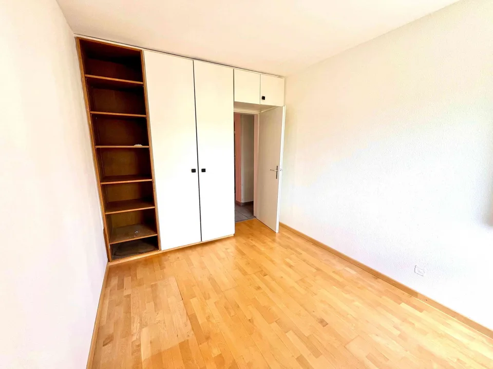 4 Zimmer Wohnung mit schöner Aussicht auf Wald und Berge