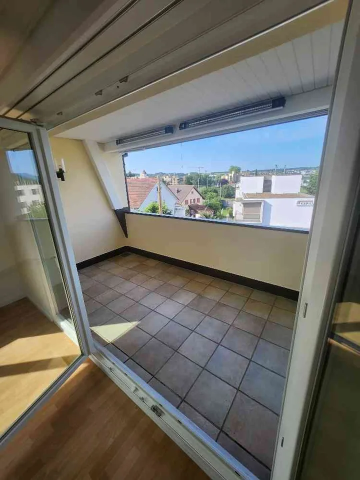 Gemütliche 4.5 Zimmerwohnung an bester Lage