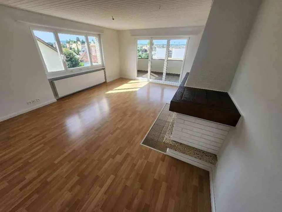 Gemütliche 4.5 Zimmerwohnung an bester Lage