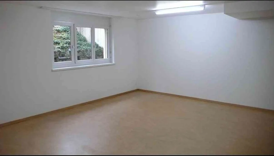Attraktive helle, Familien freundliche Wohnung im Grünen.