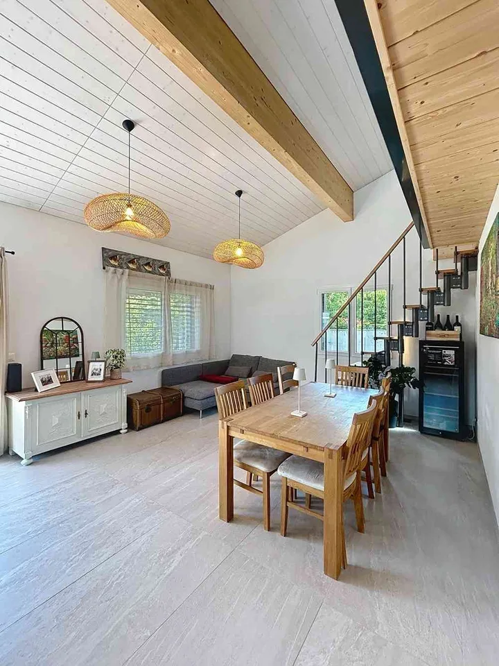 Charmante maison meublée à deux pas du lac – location à durée détermin