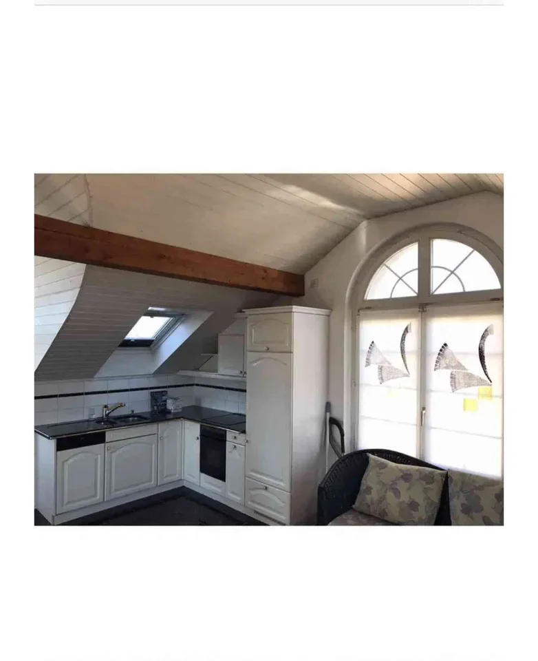 Wunderschöne helle Dachwohnung mit grosser Aussicht