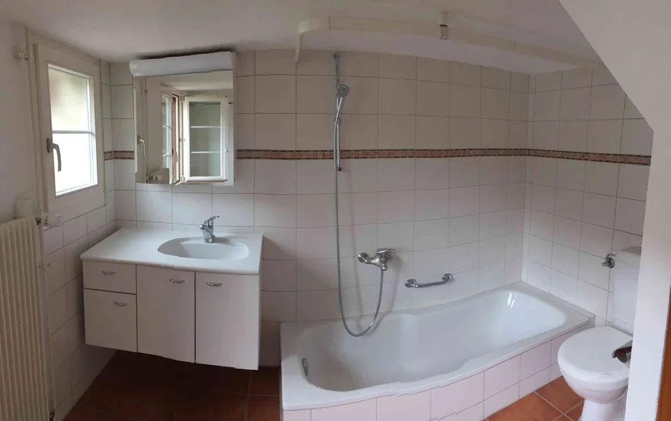5 1/2-Zimmer-Hausteil, Dorfstrasse 6, 8465 WILDENSBUCH