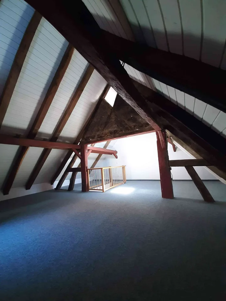 5 1/2-Zimmer-Hausteil, Dorfstrasse 6, 8465 WILDENSBUCH