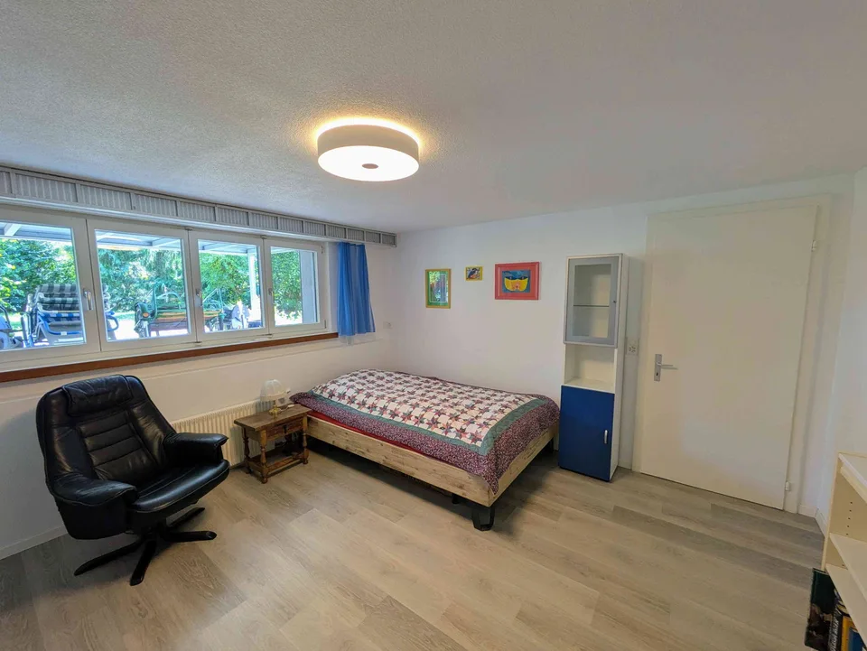 Attraktives 5-Zimmer-Doppeleinfamilienhaus im Grünen