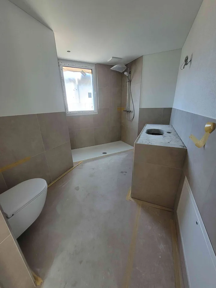 Neubau 3.5-Zimmer-Attikawohnung mit grosser Terrasse (ca. 50 m2)