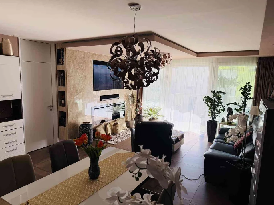 Moderne 2.5-Zimmer-Wohnung mit grosser Terrasse in Attinghausen