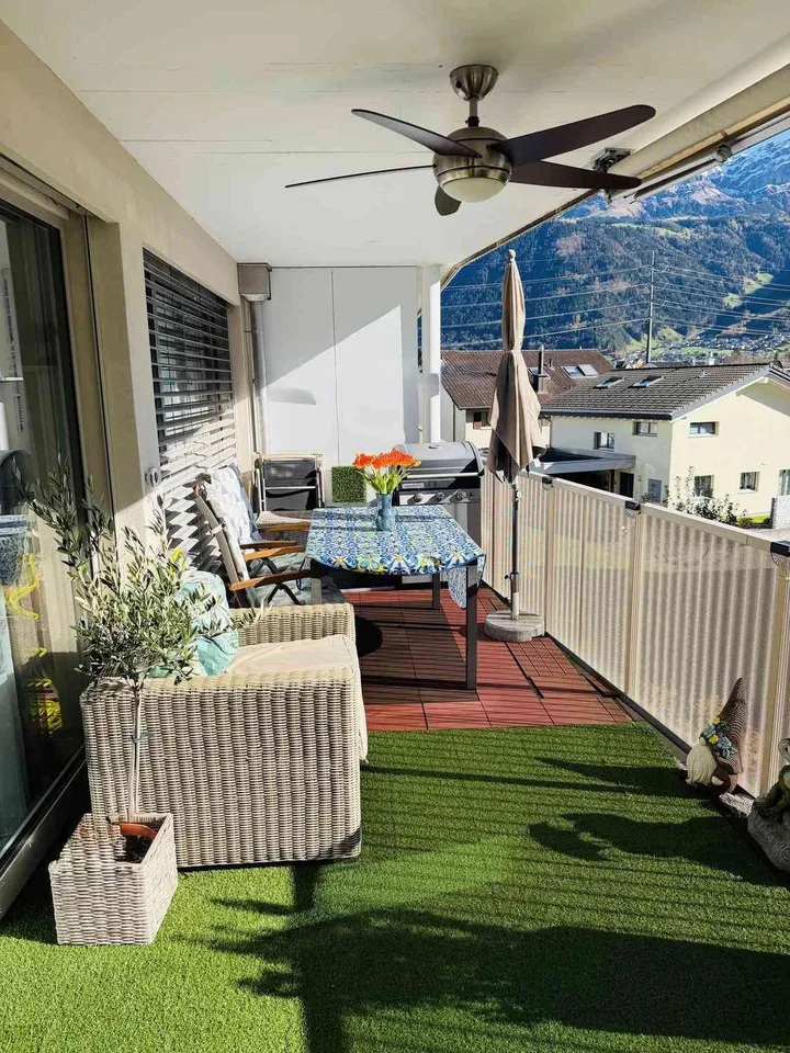 Moderne 2.5-Zimmer-Wohnung mit grosser Terrasse in Attinghausen