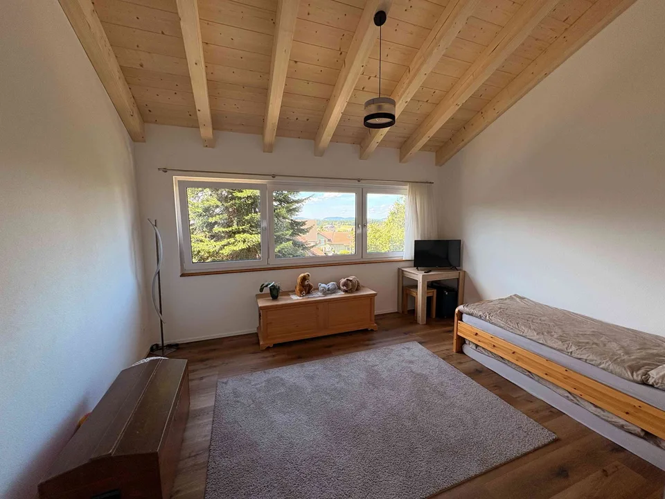 5.5-Zimmer-Einfamilienhaus in Tägerschen – ab April 2027 zu vermieten