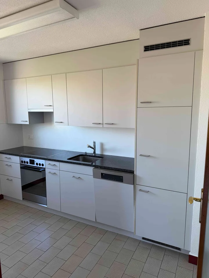 4 Zimmer Wohnung ab sofort
