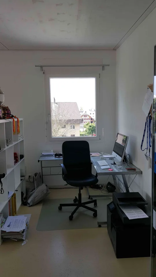 Grosszügige 2,5 Zimmer Attikawohnung 84 m2