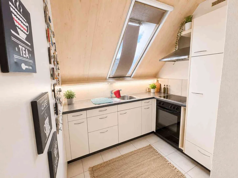 3-Zimmer-Dachwohnung mit 52 m² Dachterrasse – ruhig gelegen in Aristau