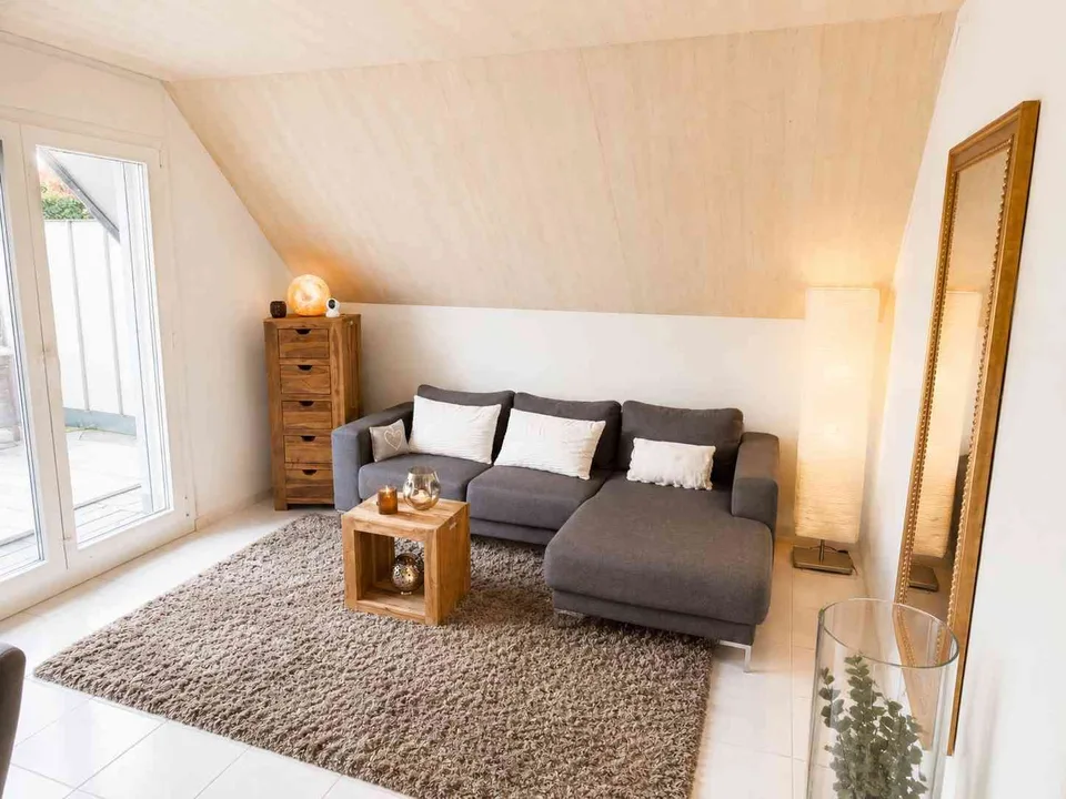 3-Zimmer-Dachwohnung mit 52 m² Dachterrasse – ruhig gelegen in Aristau