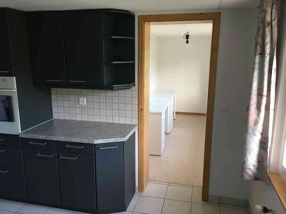 5 ½ Zimmerwohnung 125m2, 2.OG – ausserhalb Flawil
