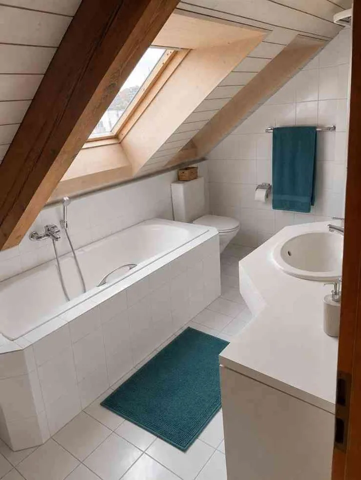 Nachmieter gesucht: Helle 4.5-Zimmer-Duplexwohnung mit Südbalkon