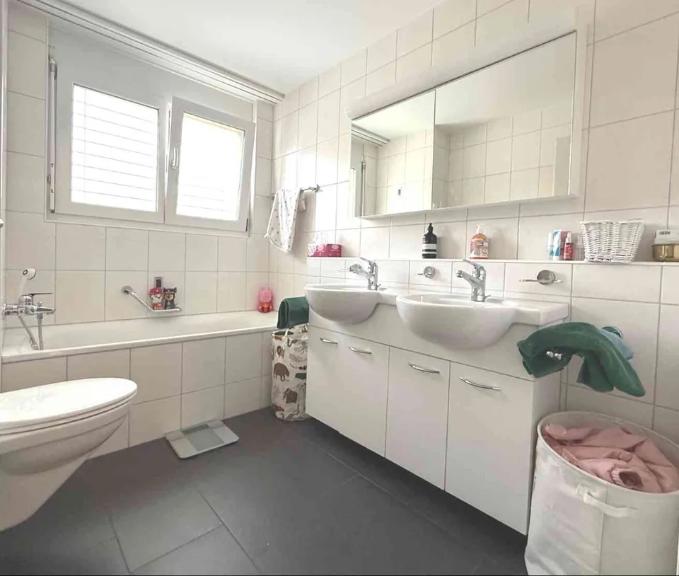 Moderne 3½ Zimmer Wohnung