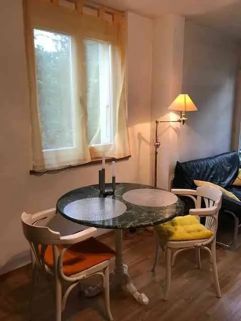 Studio zu vermieten - Top Lage in Meyriez