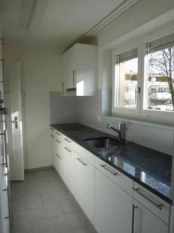 Schöne 4.5 Zimmer Wohnung mit Cheminée