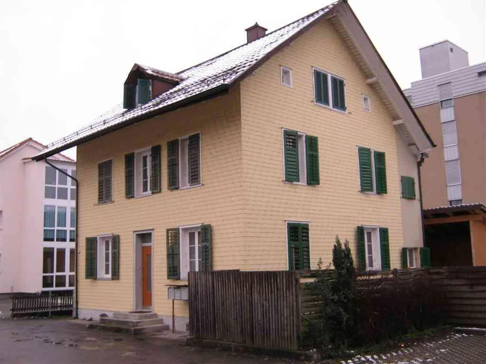 Kleines älteres Haus im Zentrum von Derendingen – photo 2 sur 4