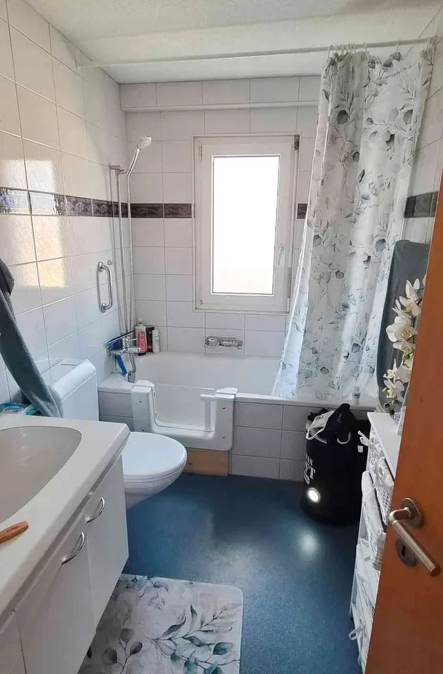 Beautiful 4.5-room apartment with garage and private attic