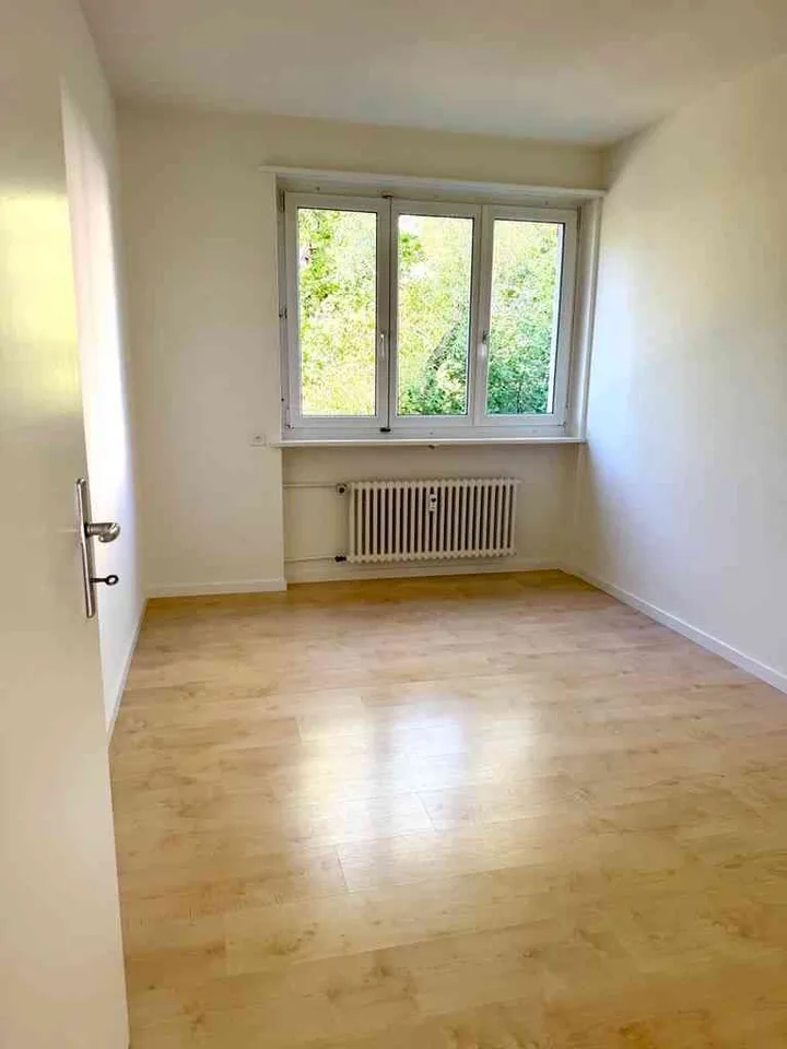 "Helle 4-Zimmer-Wohnung mit Balkon in Gelterkinden – ab sofort"