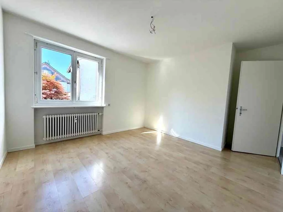 "Helle 4-Zimmer-Wohnung mit Balkon in Gelterkinden – ab sofort"