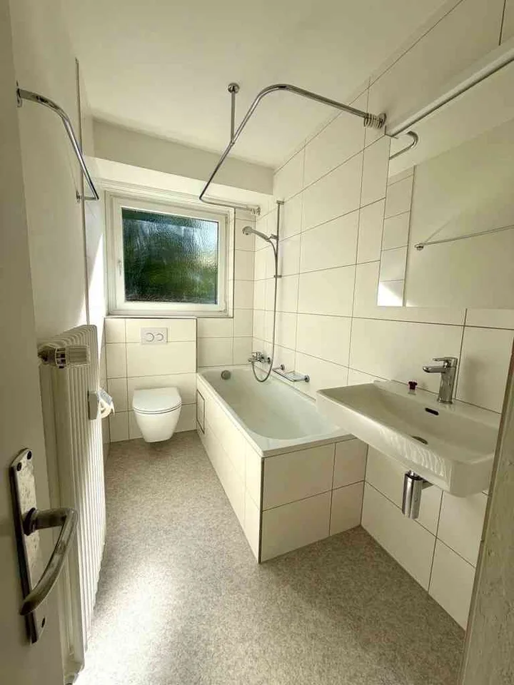 "Helle 4-Zimmer-Wohnung mit Balkon in Gelterkinden – ab sofort"