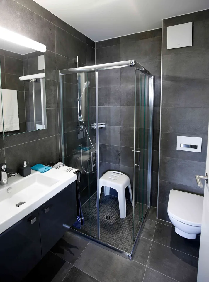 A louer : Appartement 2 ½, 45 m2, CHF 1290.- charges + 1 parc inclus