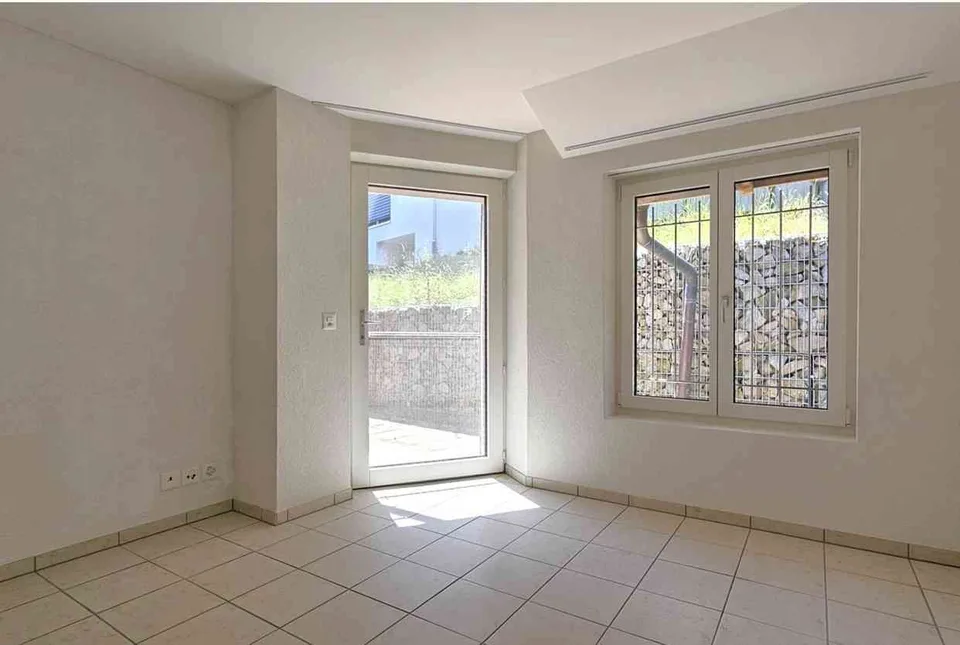 Wohntraum – helle 4,5 -Zimmerwohnung mit lauschigem Sitzplatz