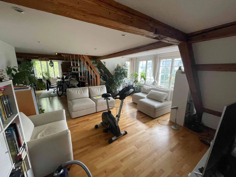 ?? Grosszügige Attika-Maisonette in Wädenswil – ca. 140 m² zur Miete