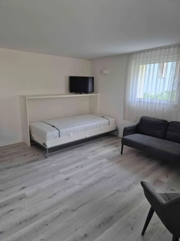 Studio Wohnung mit Terrasse