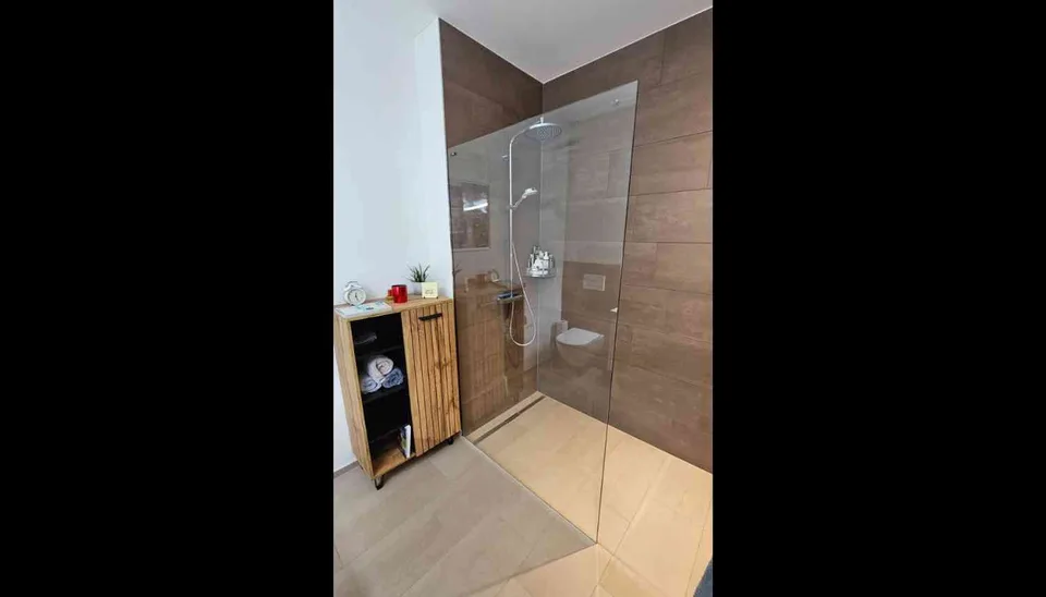 Moderne 3.5-Zimmer-Wohnung mit grosszügiger Terrasse & Garten zentral