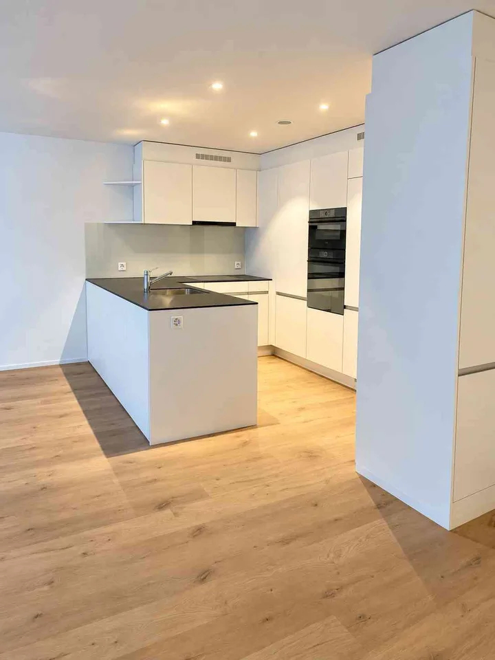 Moderne 2.5-Zimmerwohnung im Zentrum von Goldau