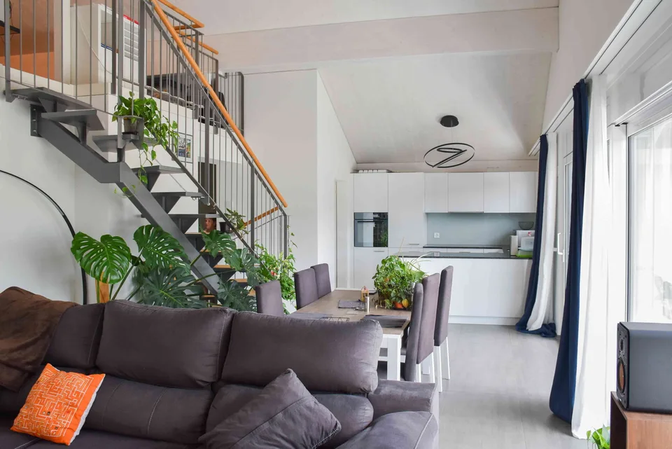 4½-Zimmer-Maisonette mit 33 m² Loggia & Alpsteinblick – 2 TG-Plätze