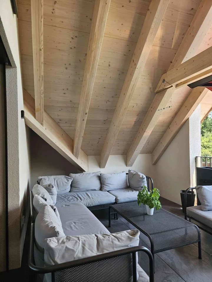 Enorm grosszügige Neubau-Dachgeschosswohnung mit Top-Ausbau