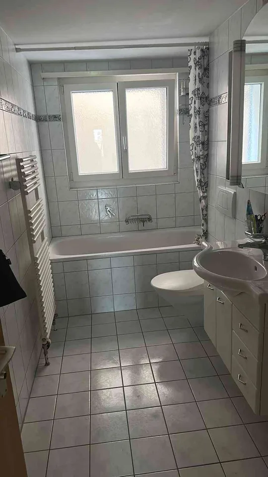 Günstige 4.5-Zimmerwohnung nahe Bahnhof