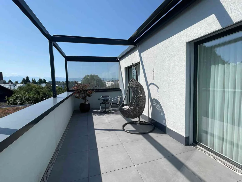 «Qualität trifft Wohlbefinden» – Attikawohnung mit grossen Terrassen