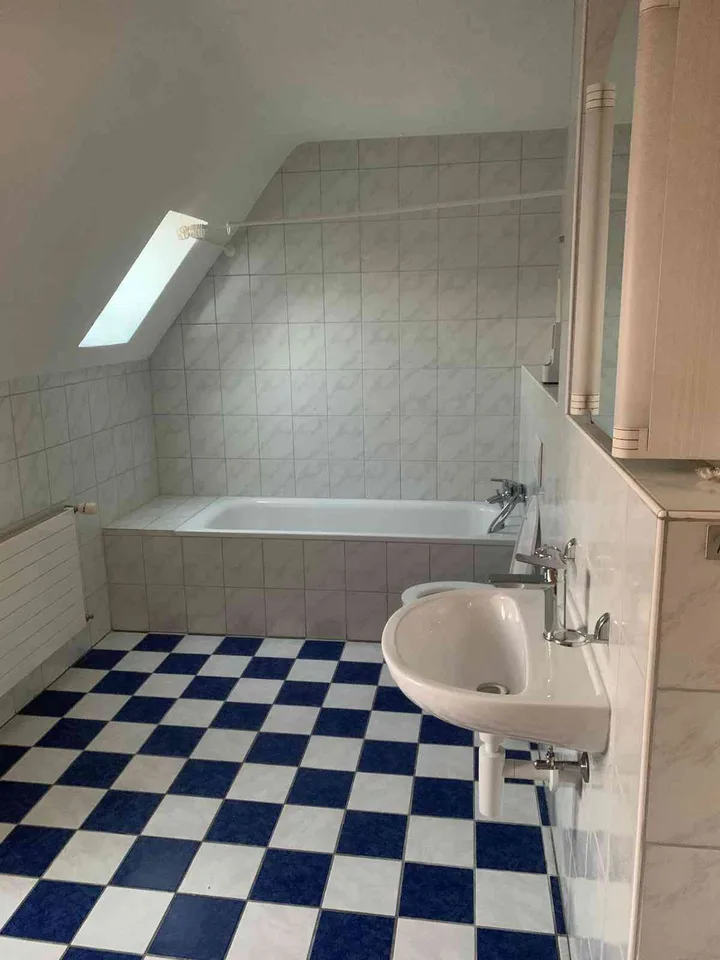 Moderne, und helle 3.5 Zimmer Dachwohnung in Kradolf