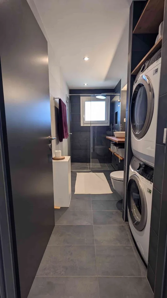 Superbe 2.5 pièces en attique moderne avec vue panoramique à Savièse