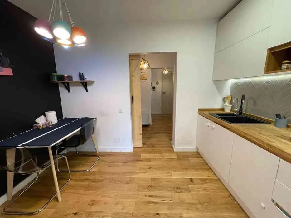 3-Zimmer-Wohnung (73 m² Nutzfläche) zu vermieten.
