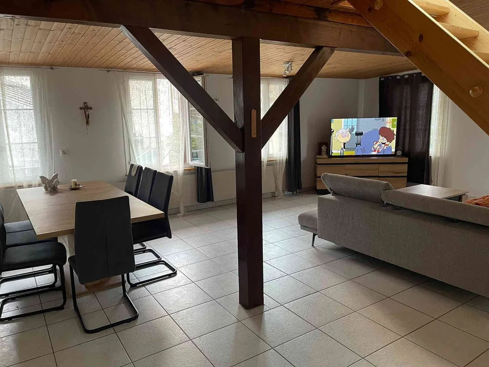 Grosszügige 4,5-Zimmer Wohnung im Herzen von Wald ZH
