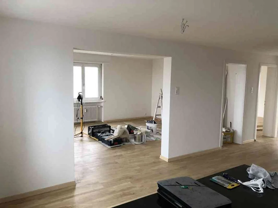 Grosszügige 4.5 Whg. im 5. OG mit herrlicher Seesicht und Lift