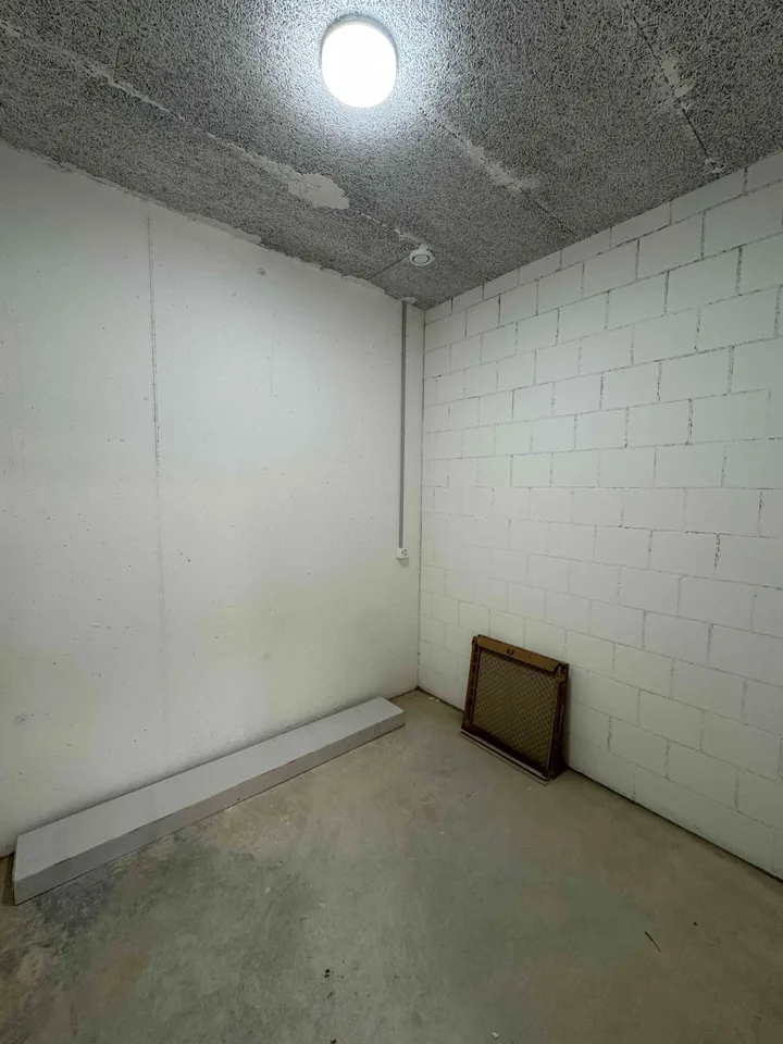 Erstbezug: Moderne 3.5-Zimmer-Wohnung mit grosser, gedeckter Terrasse – Foto 13 von 13