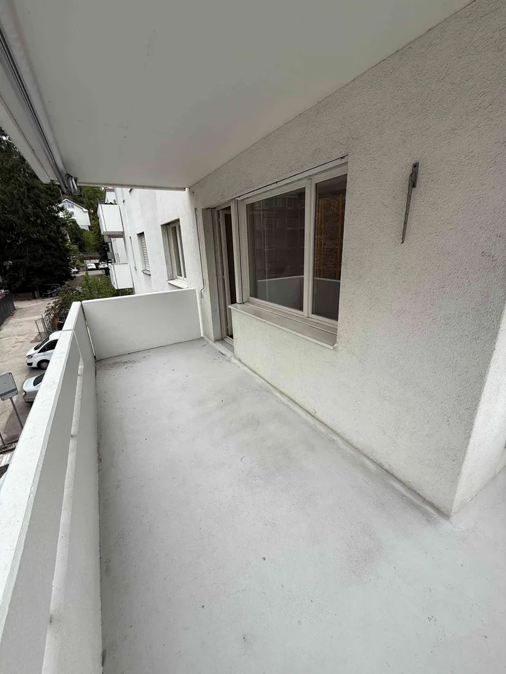 Neubezug nach Sanierung: 2.5-Zimmer-Wohnung in Schlieren – Foto 5 von 8