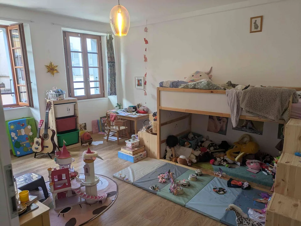 Schönes helles Apartment im Herzen von Villeneuve – Foto 3 von 11