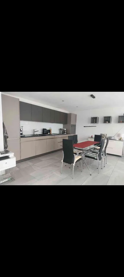 Neuwertige 2.5-Zimmer-Wohnung im Parterre – ländlich und ruhig gelegen – foto 5 di 10
