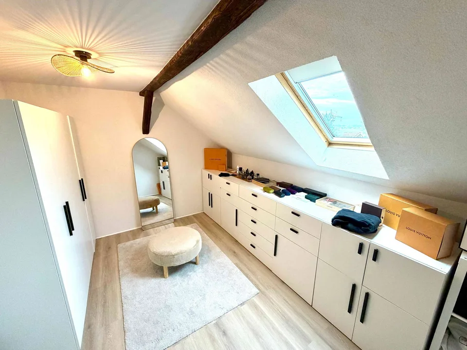 Historischer Charme, umfassend saniert – 7.5 Zimmer auf 179 m² – foto 3 di 13