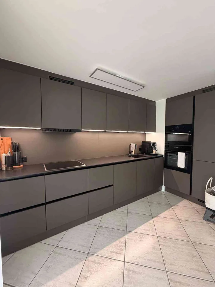 Wohnen mit Schlossblick - Charmantes 4.5 Zimmer Reihenhaus in Sargans – Foto 3 von 8