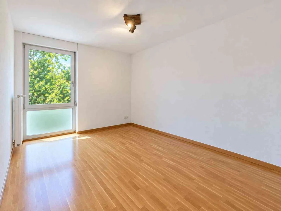 Ruhig wohnen, zentral leben: Ihre 3½-Zimmer-Wohnung in Riehen – Foto 9 von 13
