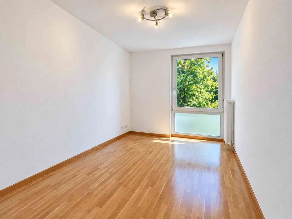 Ruhig wohnen, zentral leben: Ihre 3½-Zimmer-Wohnung in Riehen – Foto 10 von 13
